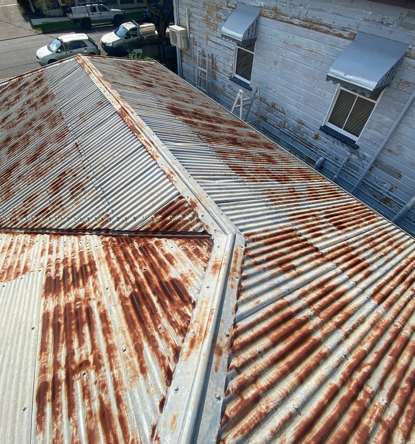 Painting a Metal Roof: Expert Insights from Brisbane