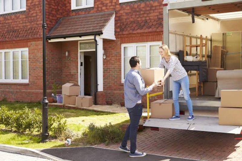 Furniture Removal in Maidenhead: Request Your Free Quote Now